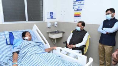 मुख्यमंत्री विष्णुदेव साय ने विधायक रायमुनी भगत का जाना कुशलक्षेम : शीघ्र स्वास्थ्य लाभ की कामना की 2 shae 05