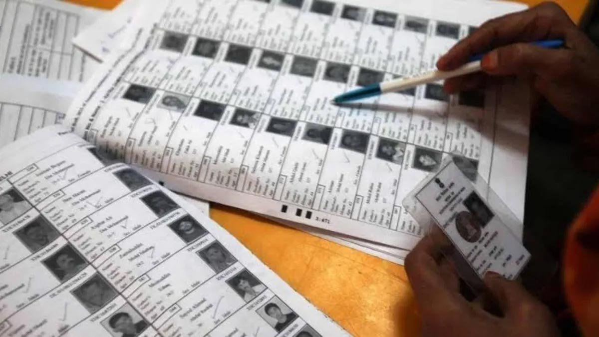 वोटर लिस्ट में नाम जुड़वाने पर जेल का डर! SIR के बीच Form 6 को लेकर चुनाव आयोग को नया प्रस्ताव 1 sir3 9
